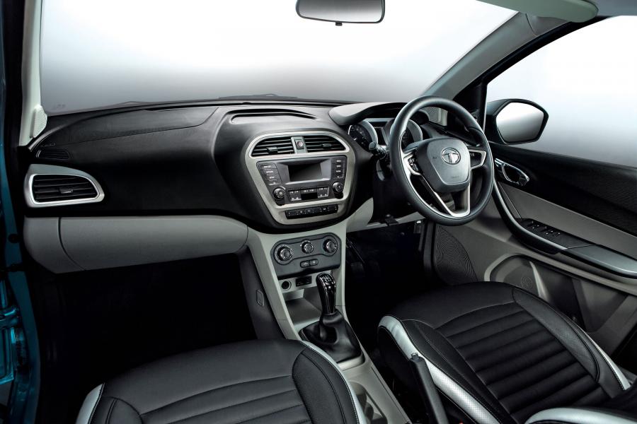 Торпедо Tata Tiago Adventure 2016 года  (фото 2 из 2)